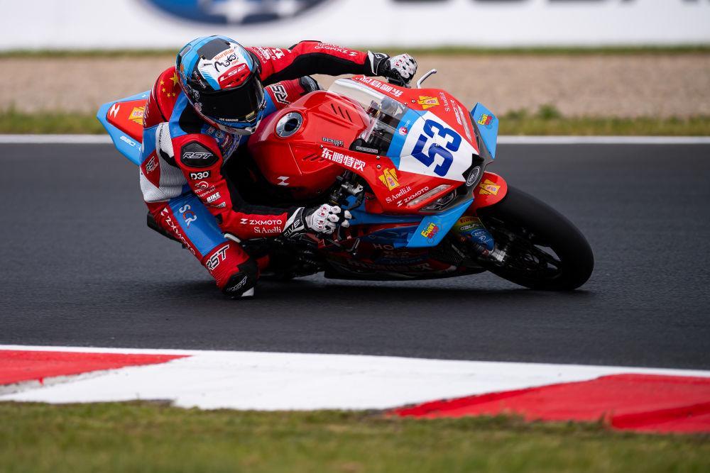 爱游戏体育官方网站-“张雪机车”WSBK阿拉贡站首回合第八名